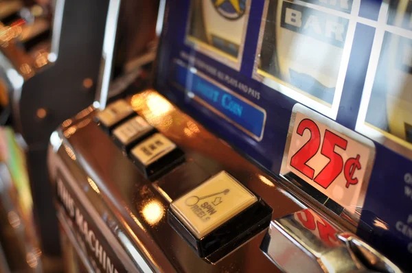 Taiwan Pools interface on kk slot showing number selection and draw schedule